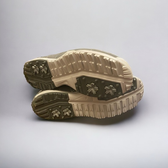 Nike Air Range Flywire Youth Golf Shoes Size 4Y. - Picture 8 of 8